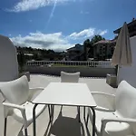 Gasthuis Montevideo Camino De Santiago&beachfront 3*