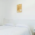 ゲストハウス Montevideo Camino De Santiago & Beachfront 3*