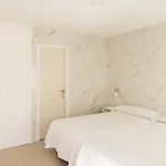 Montevideo Camino De Santiago & Beachfront 3* 尼格兰
