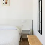Montevideo Camino De Santiago & Beachfront ゲストハウス 3*