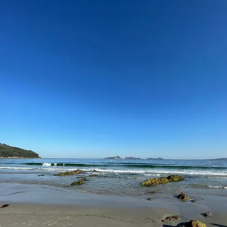 Guest house Montevideo Camino De Santiago & Beachfront Nigran