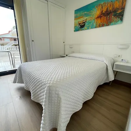 Guest house Montevideo Camino De Santiago & Beachfront 3*