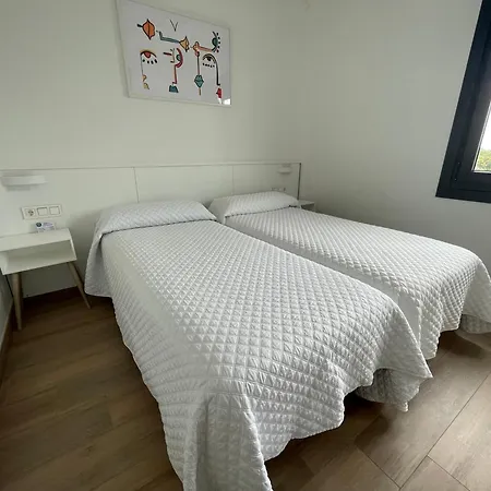 Montevideo Camino De Santiago & Beachfront Guest house 3*