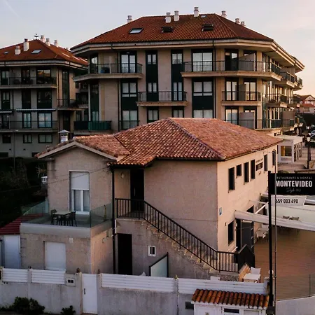 Montevideo Camino De Santiago&beachfront 3*