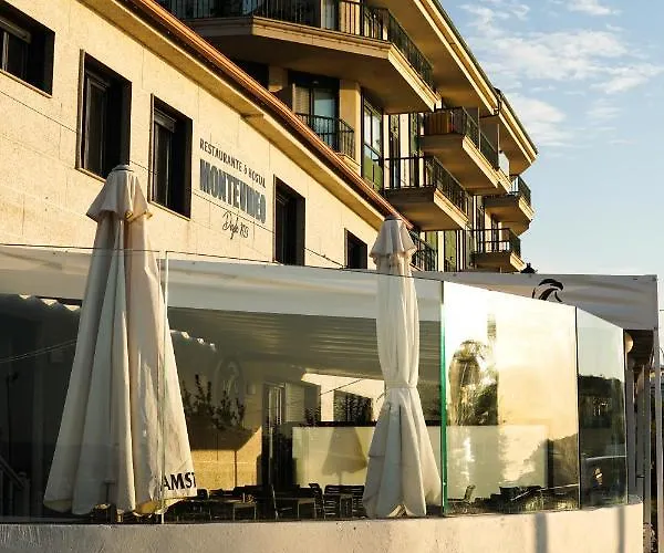 Montevideo Camino De Santiago & Beachfront Πανσιόν 3*