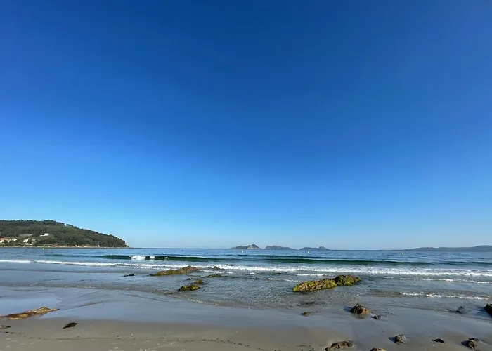 Πανσιόν Montevideo Camino De Santiago & Beachfront Nigrán