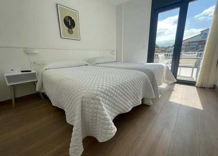 Montevideo Camino De Santiago & Beachfront 3* Nigrán