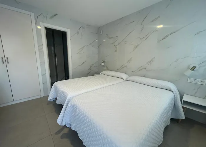 Montevideo Camino De Santiago & Beachfront Nigrán