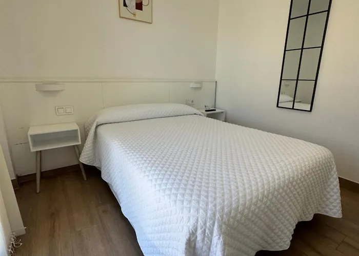 Montevideo Camino De Santiago & Beachfront Πανσιόν 3*